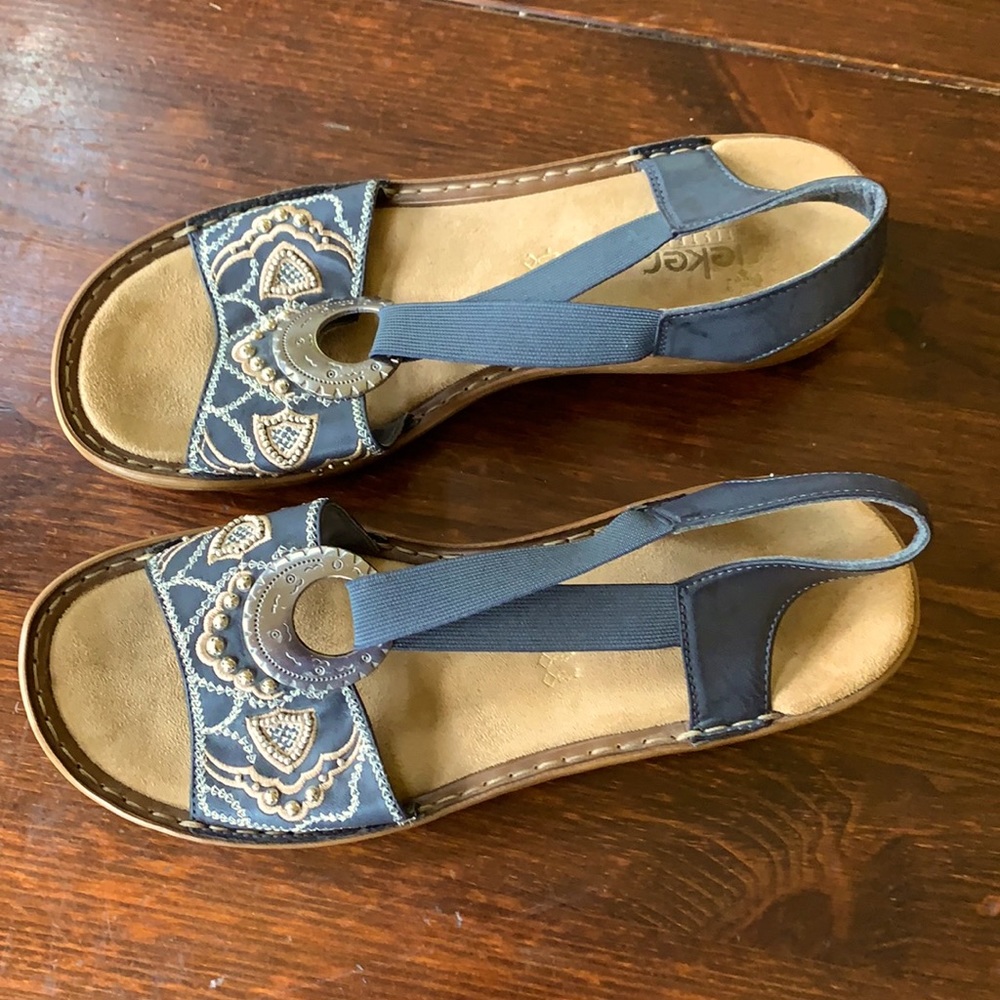 Beautiful ladies Reiker sandals 9.5
